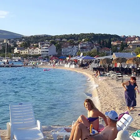 Family Friendly With A Swimming Pool Okrug Gornji, Ciovo - 12377 Appartement *