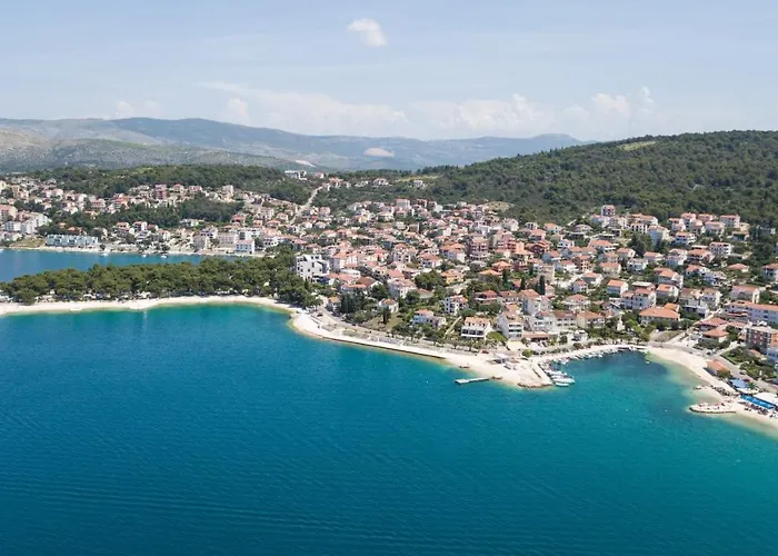 Family Friendly With A Swimming Pool Okrug Gornji, Ciovo - 12377 * Trogir